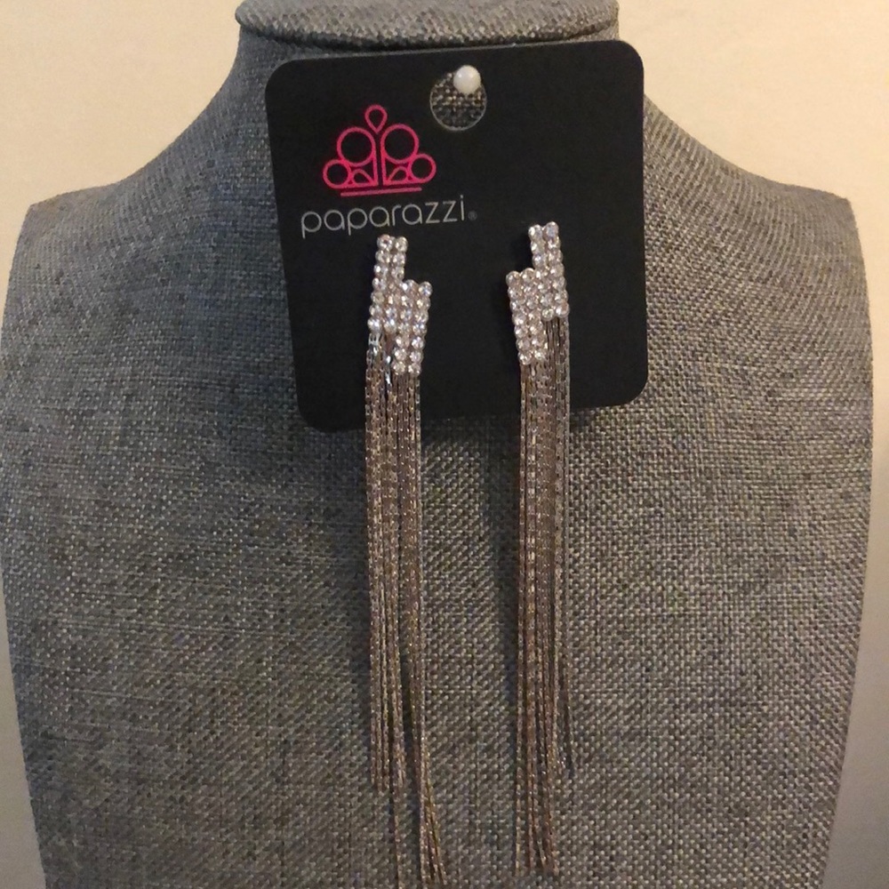 Paparazzi earrings